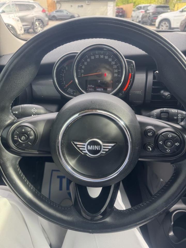 2019 MINI Cooper COOPER - Photo #6
