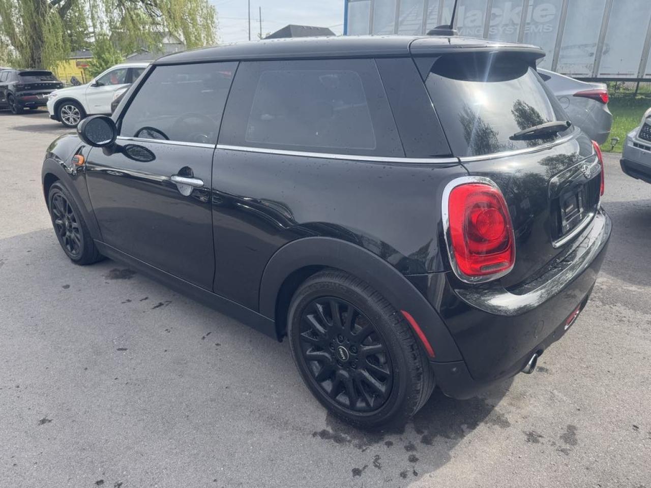 2019 MINI Cooper COOPER - Photo #3