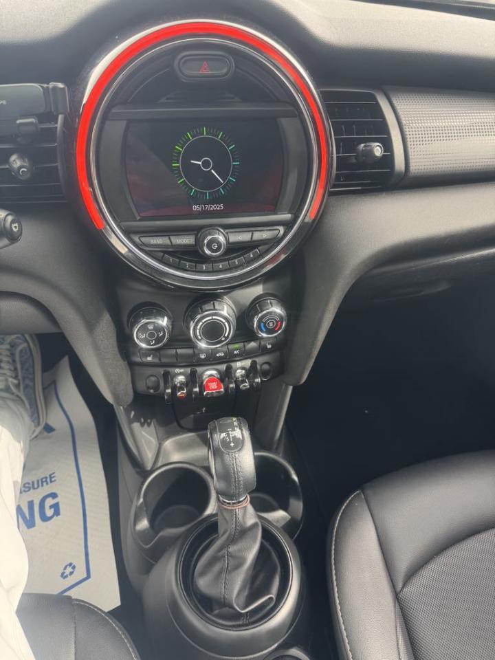 2019 MINI Cooper COOPER - Photo #8