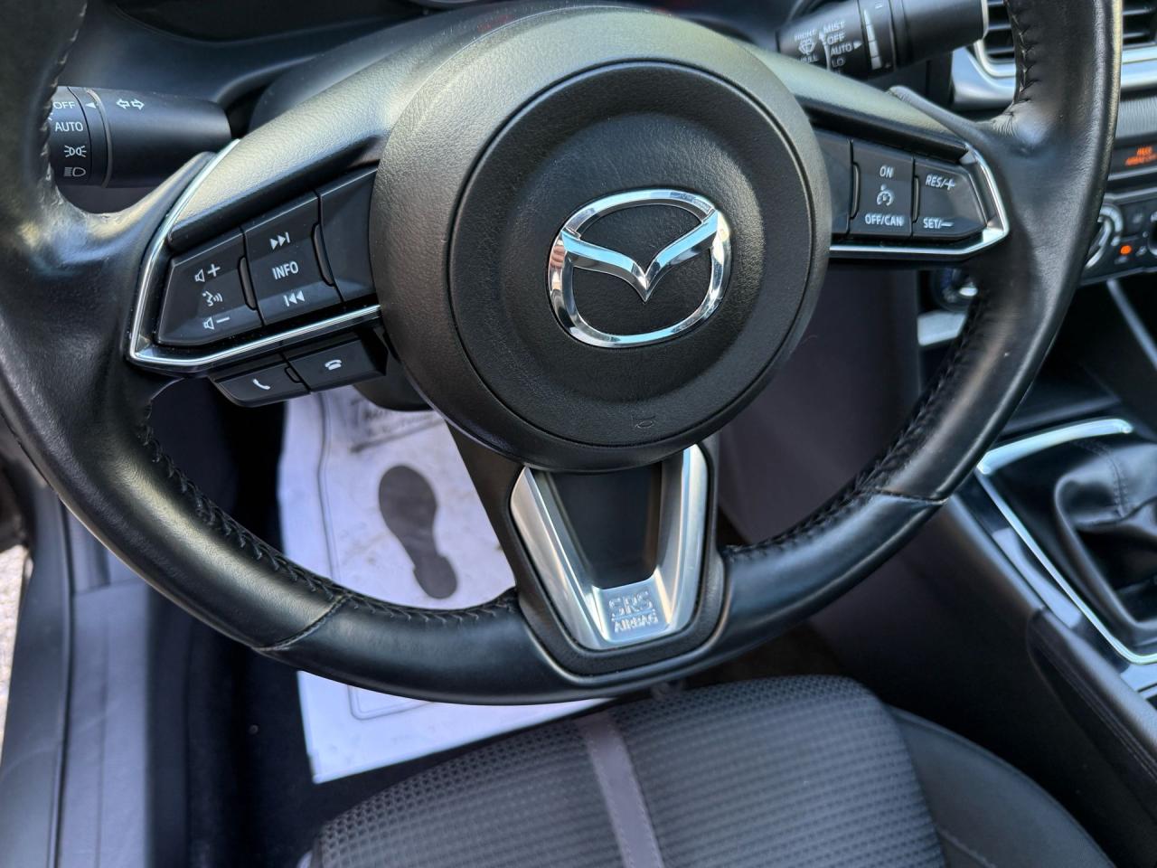 2017 Mazda MAZDA3 4DR SDN MAN GS - Photo #14