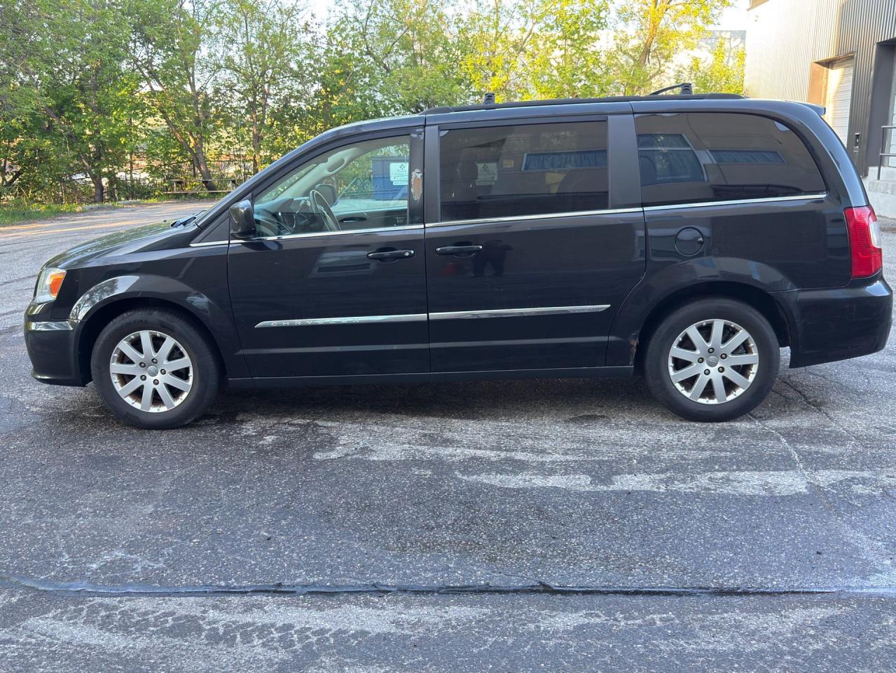 2015 Chrysler Town & Country 4DR WGN TOURING - Photo #8