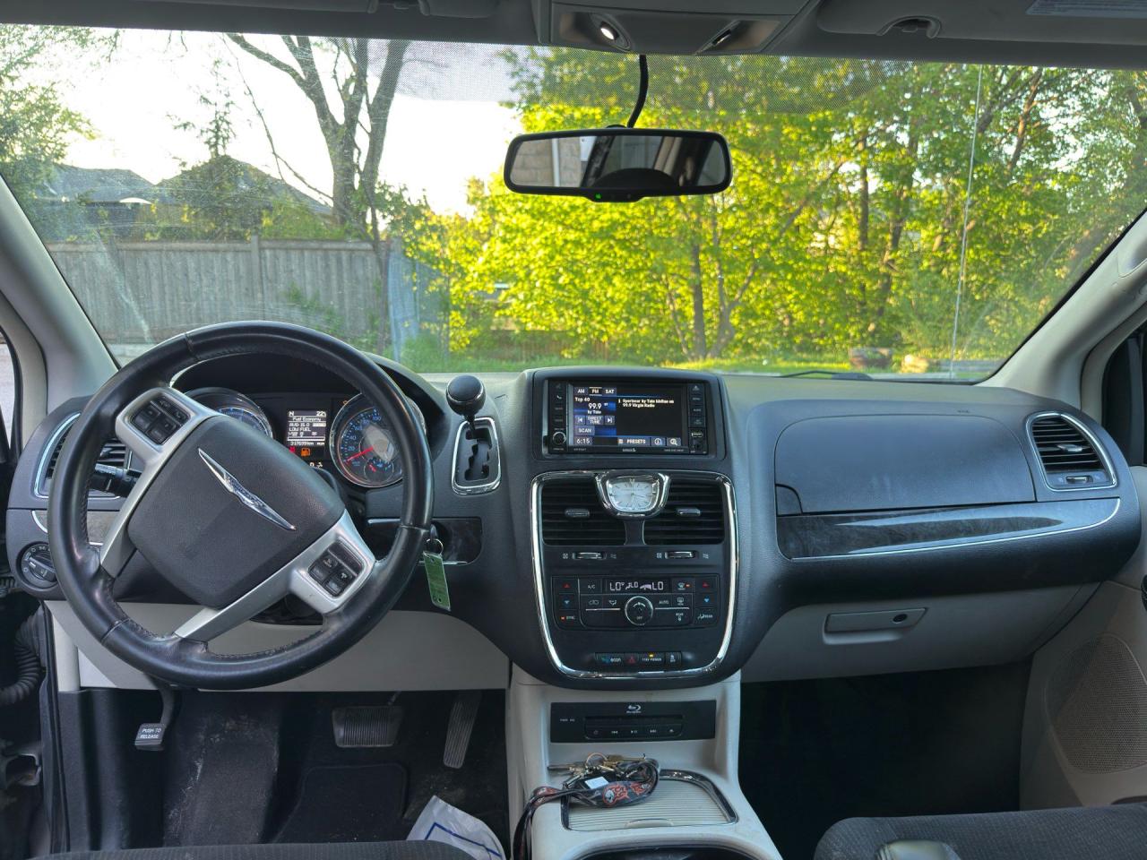 2015 Chrysler Town & Country 4DR WGN TOURING - Photo #14