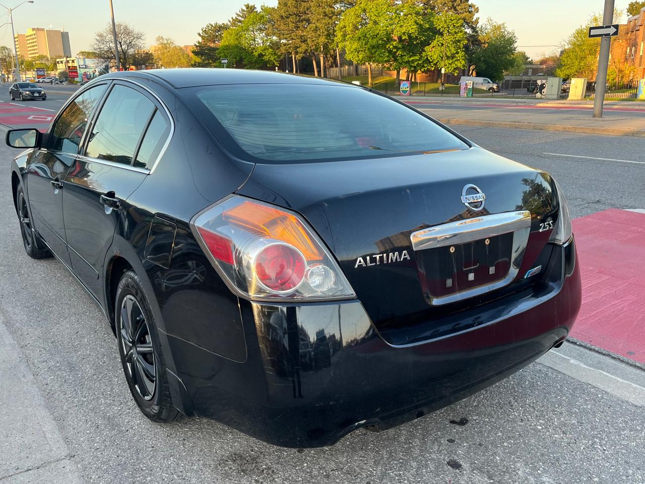 2012 Nissan Altima 2.5 S-EXTRA CLEAN-DRIVES NICE-4 CYL-MUST SEE!! Photo3
