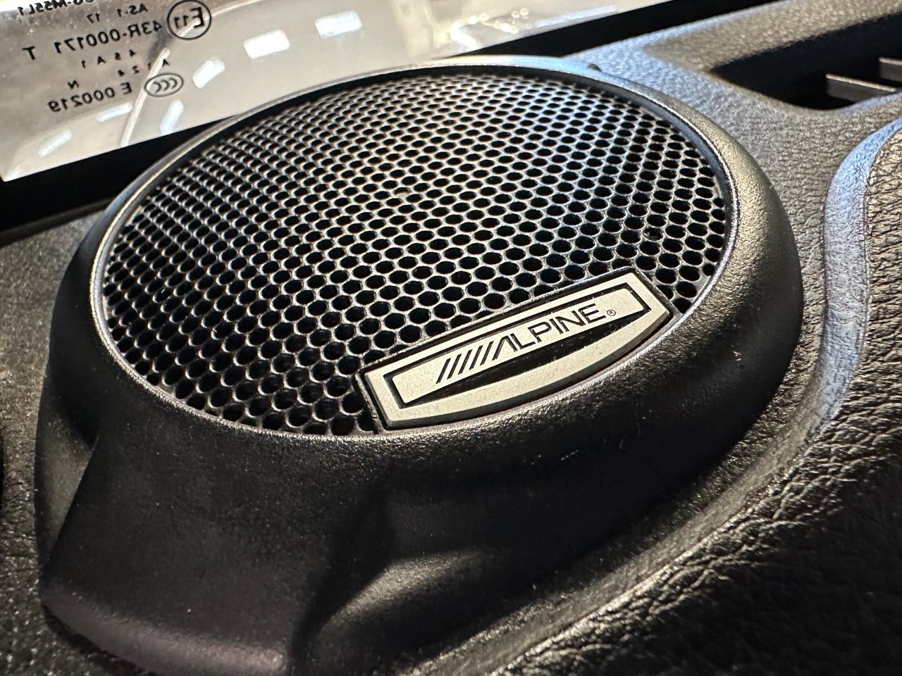 2015 Jeep Wrangler SAHARA UNLIMITIED | ALPINE SOUND | 4X4 V6 - Photo #29