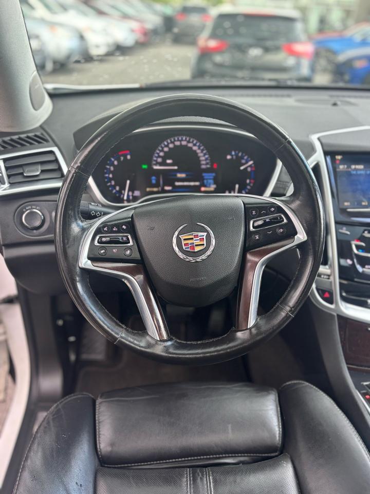 2016 Cadillac SRX Luxury - Photo #10