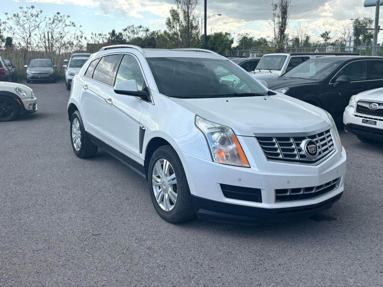 2016 Cadillac SRX Luxury - Photo #1