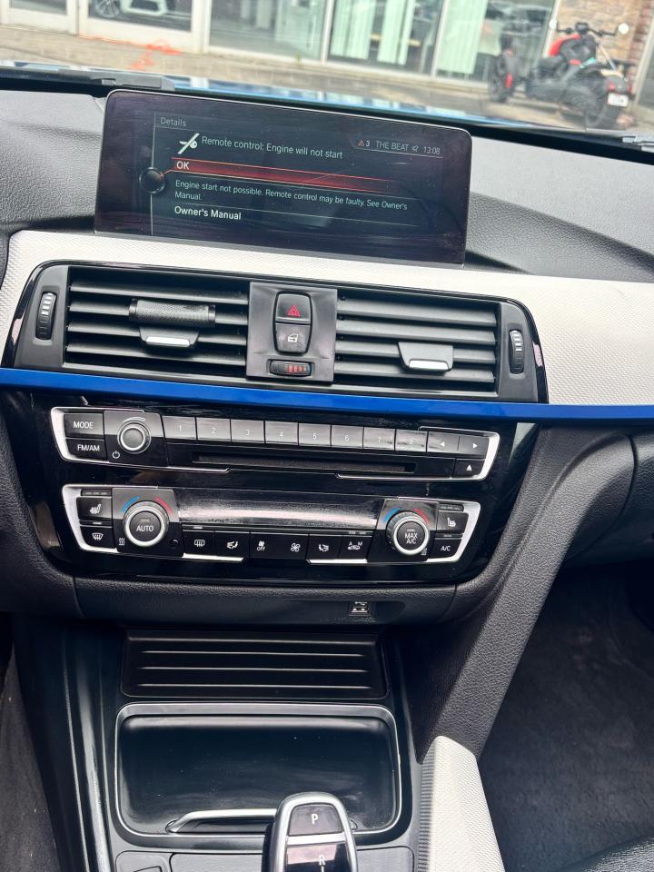 2017 BMW 3 Series 330i xDrive - Photo #10