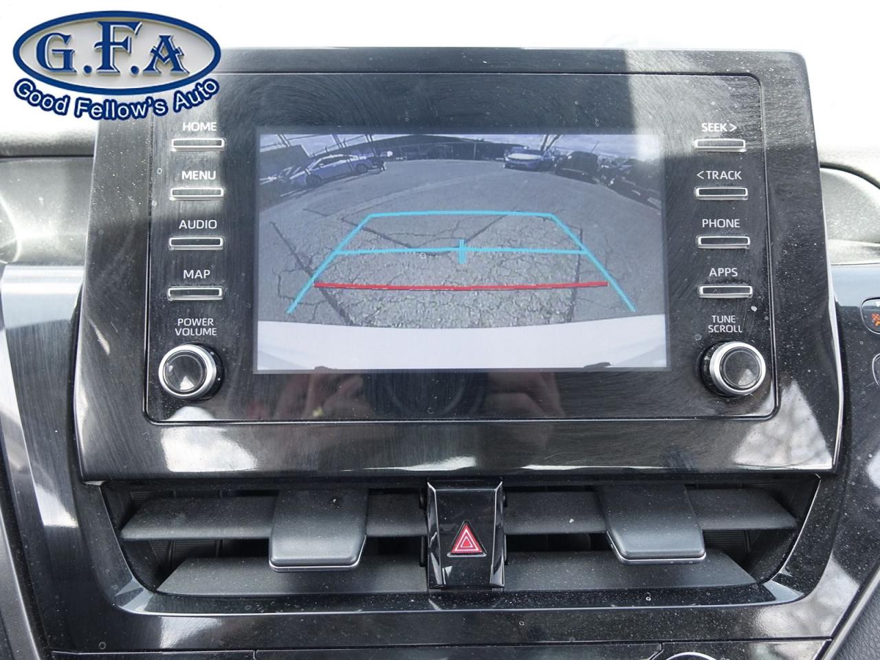 2022 Toyota Camry SE MODEL, LEATHER & CLOTH, REARVIEW CAMERA, HEATED Photo19