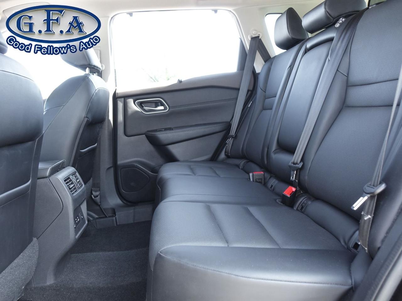 2021 Nissan Rogue SV PREMIUM MODEL, AWD, LEATHER SEATS, PANORAMIC RO Photo10