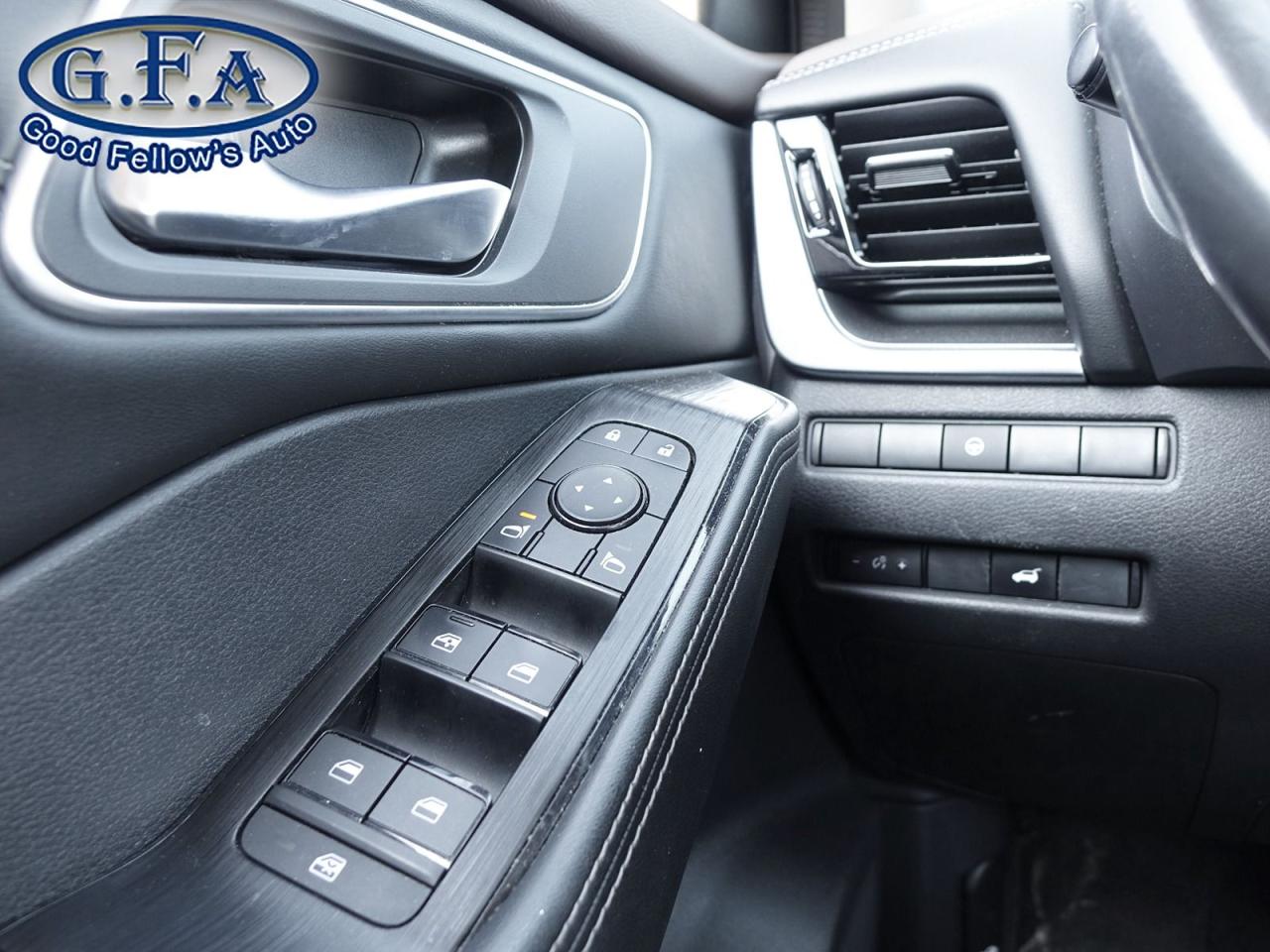 2021 Nissan Rogue SV PREMIUM MODEL, AWD, LEATHER SEATS, PANORAMIC RO Photo20