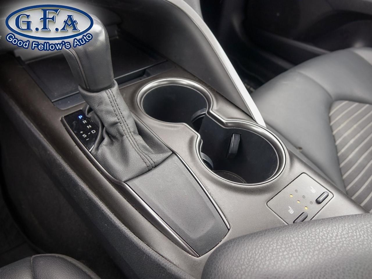 2022 Toyota Camry SE MODEL, LEATHER & CLOTH, REARVIEW CAMERA, HEATED - Photo #14