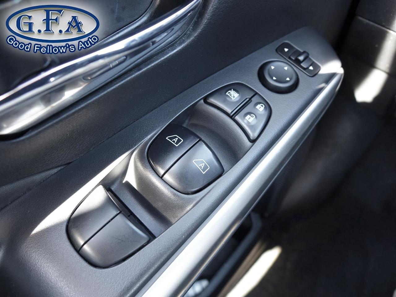 2018 Nissan Kicks SR MODEL, REARVIEW CAMERA, HEATED SEATS, ALLOY WHE - Photo #18