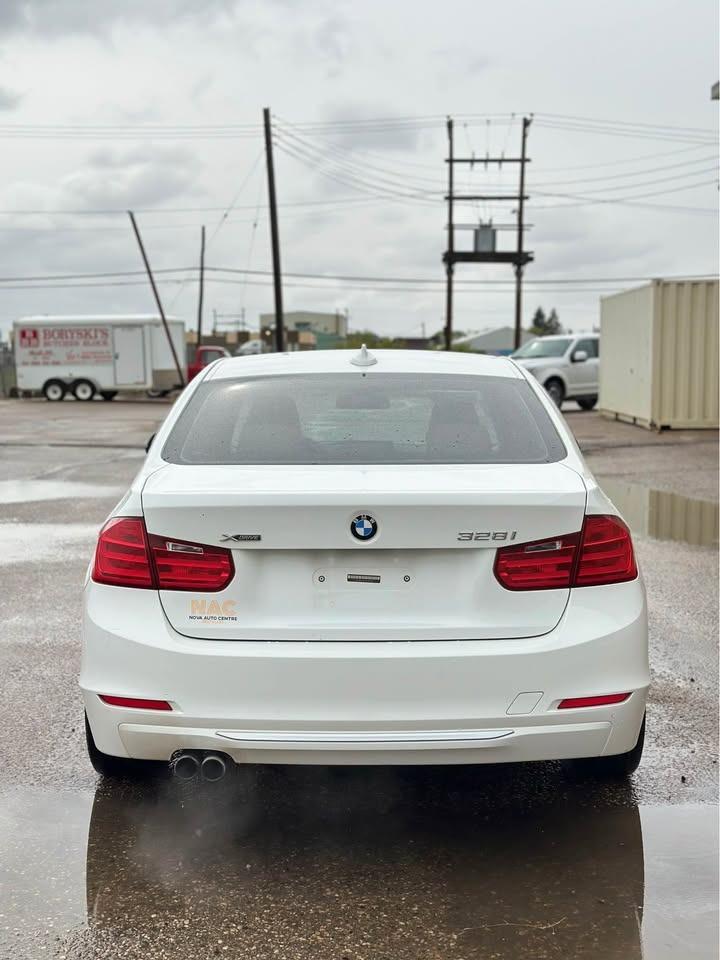 2014 BMW 3 Series 328i xDrive - Photo #6