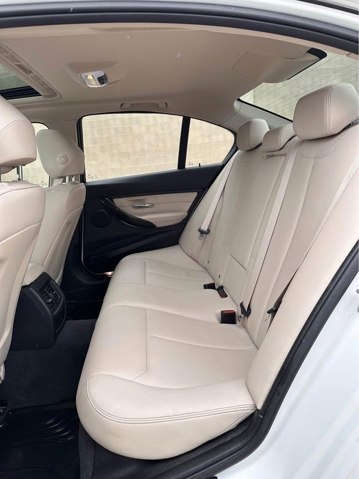 2014 BMW 3 Series 328i xDrive - Photo #12
