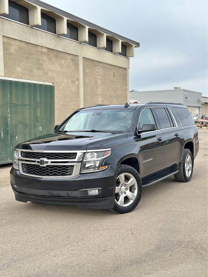 Used 2017 Chevrolet Suburban LT for sale in Saskatoon, SK