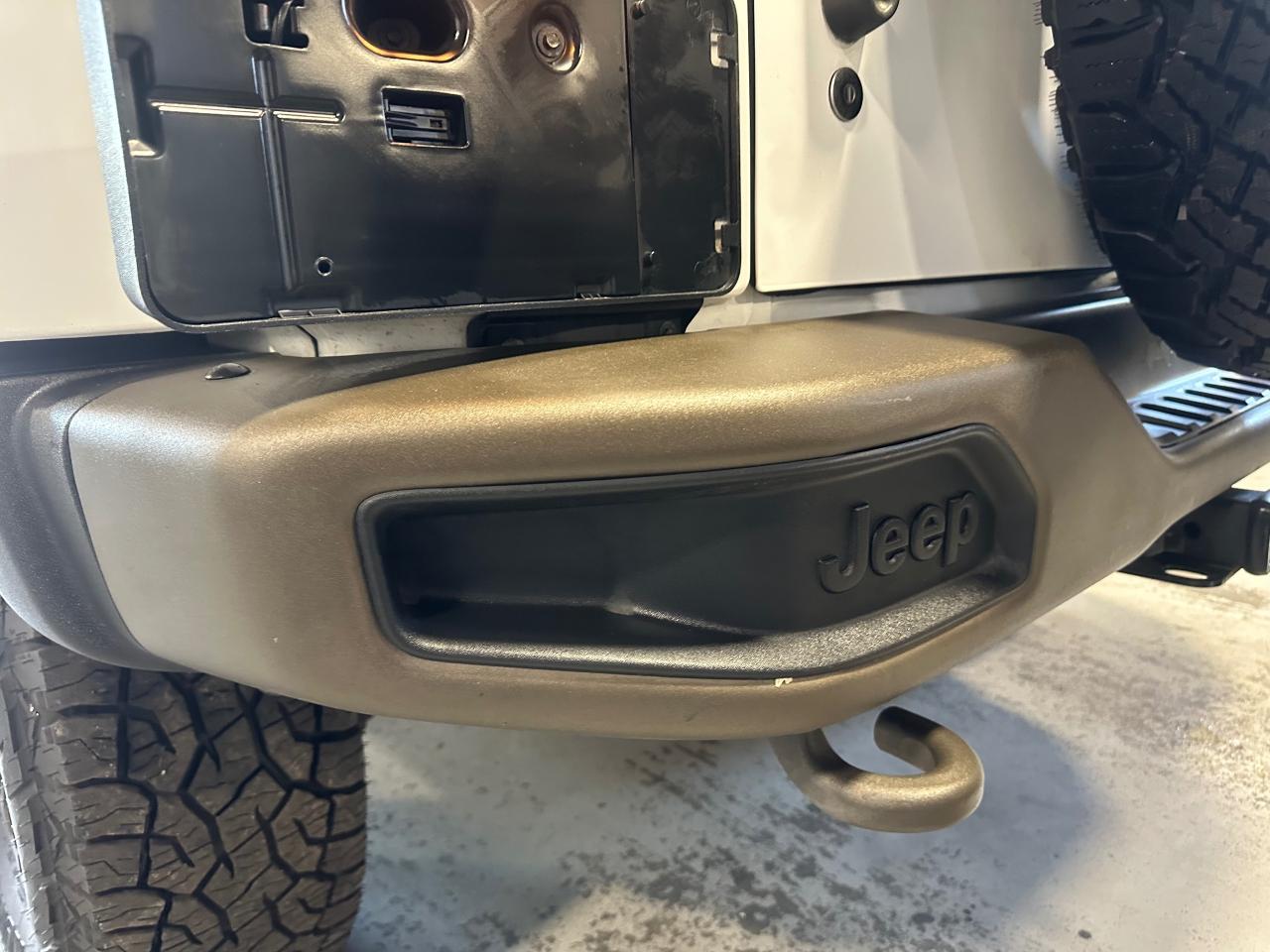 2016 Jeep Wrangler 75th ANNIVERSARY 1941 | HEATED SEATS | MANUAL - Photo #19