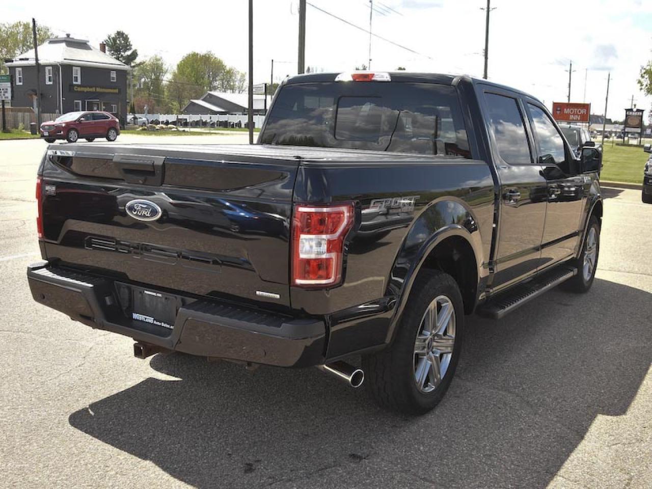 2018 Ford F-150 XLT 4WD SuperCrew  Sport - Photo #3