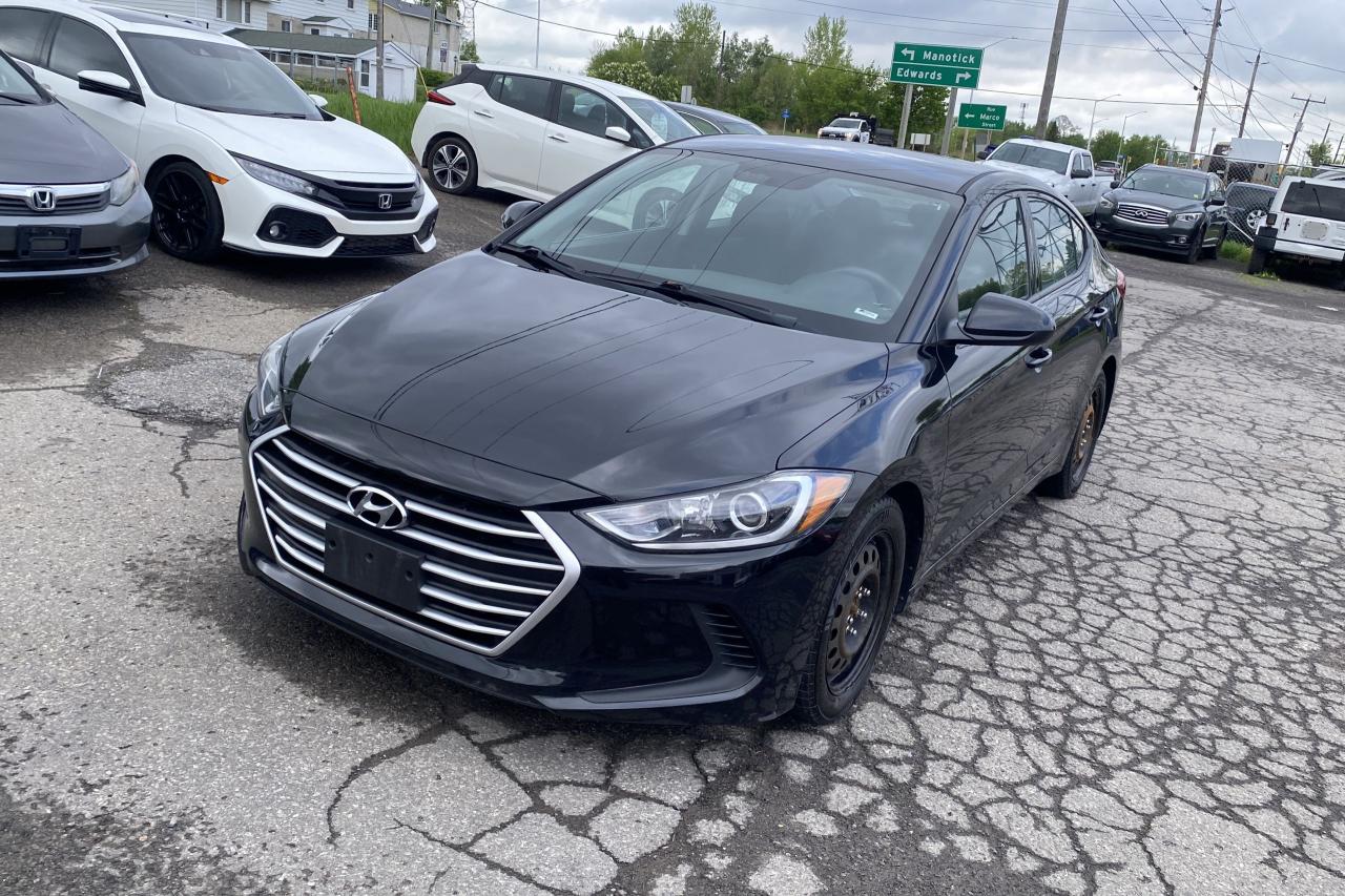 2017 Hyundai Elantra LE - Photo #8
