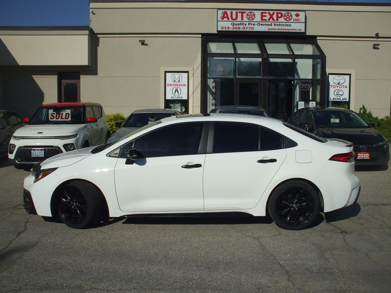 2020 Toyota Corolla SE - Photo #2