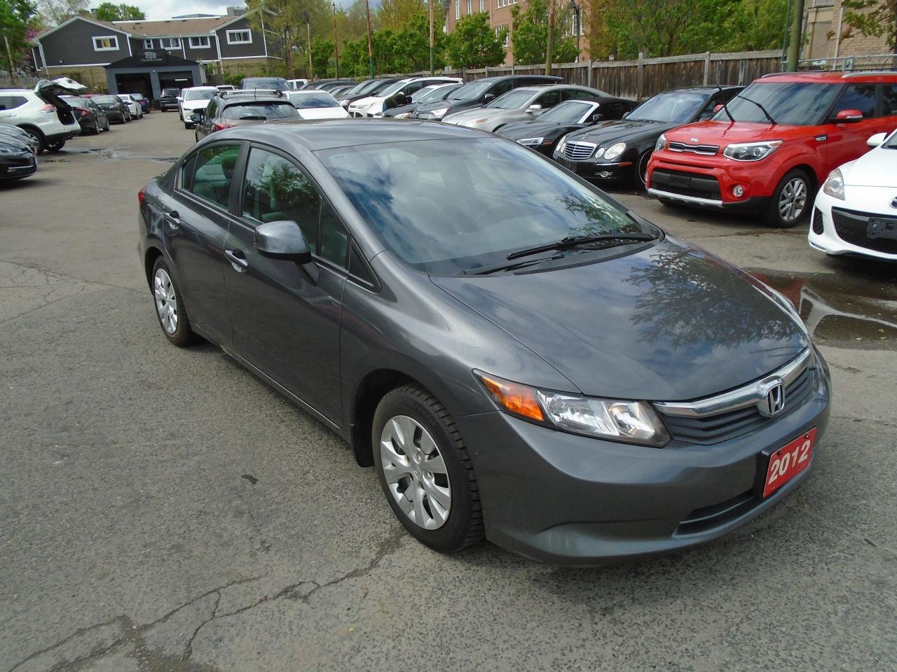 2012 Honda Civic LX/ NO ACCIDENT / SUPER CLEAN / LOW KM / AC/ - Photo #3