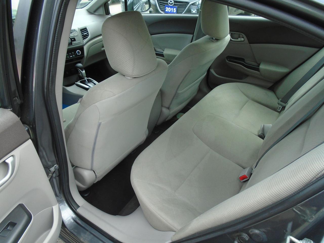 2012 Honda Civic LX/ NO ACCIDENT / SUPER CLEAN / LOW KM / AC/ - Photo #11