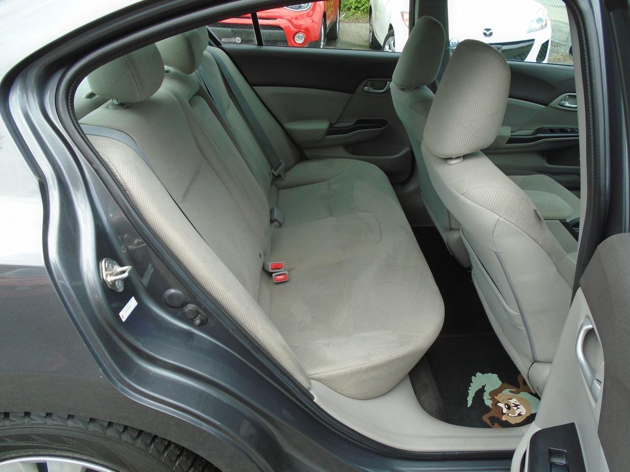 2012 Honda Civic LX/ NO ACCIDENT / SUPER CLEAN / LOW KM / AC/ - Photo #13