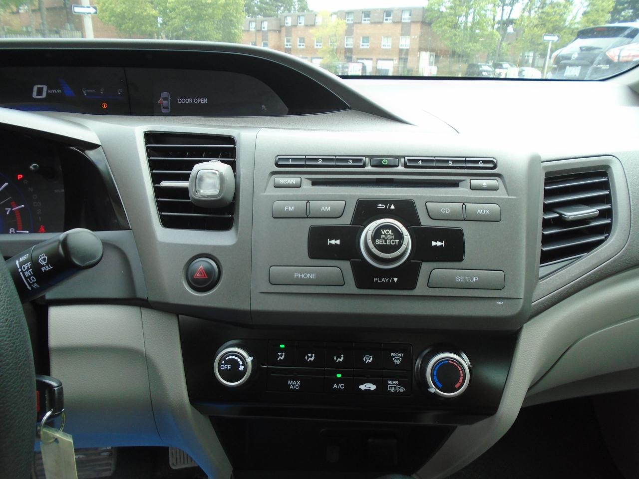2012 Honda Civic LX/ NO ACCIDENT / SUPER CLEAN / LOW KM / AC/ - Photo #16