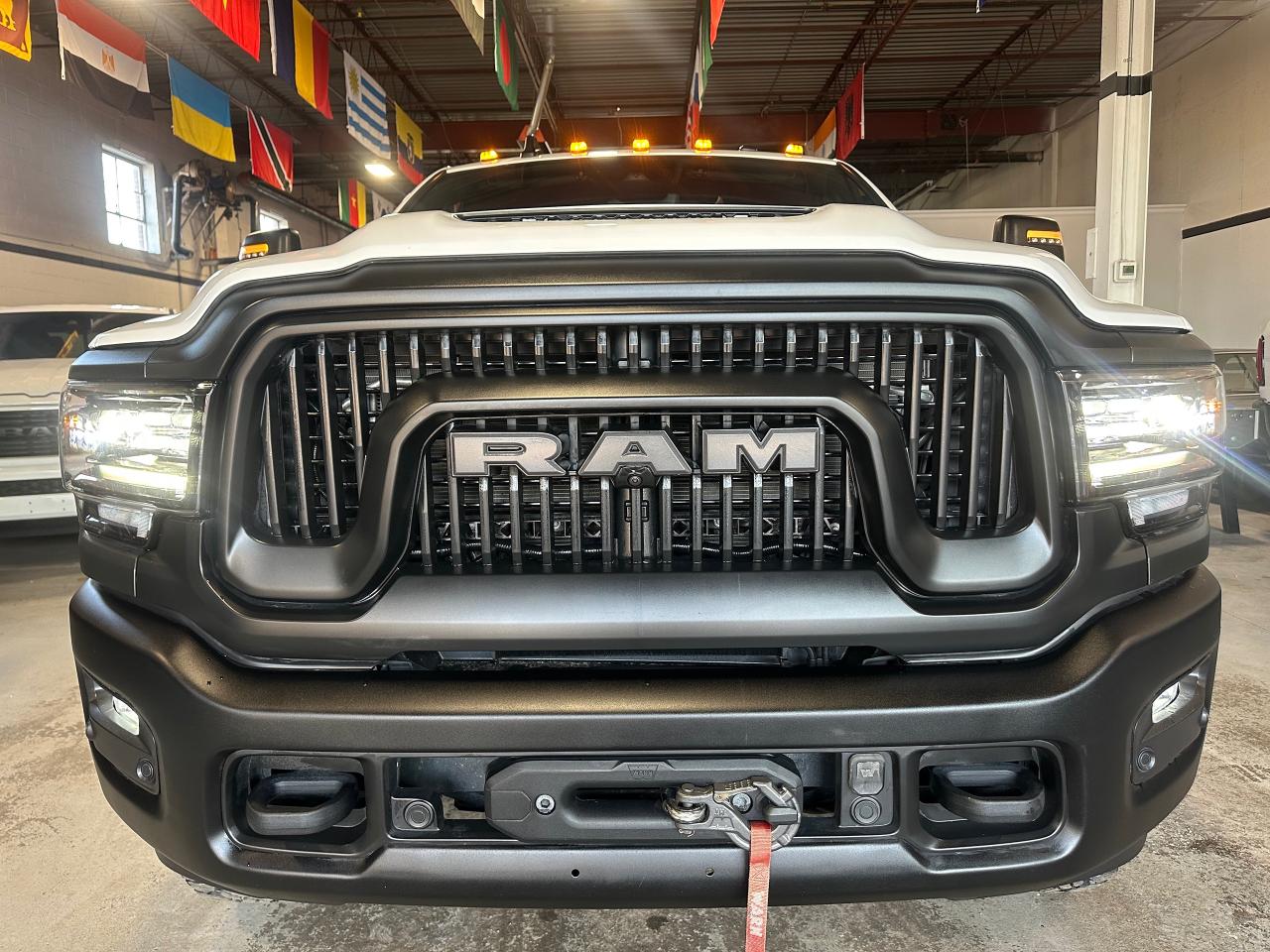 2023 RAM 2500 POWER WAGON CREW CAB 4X4 SUNROOF 6.4FT BOX Photo2