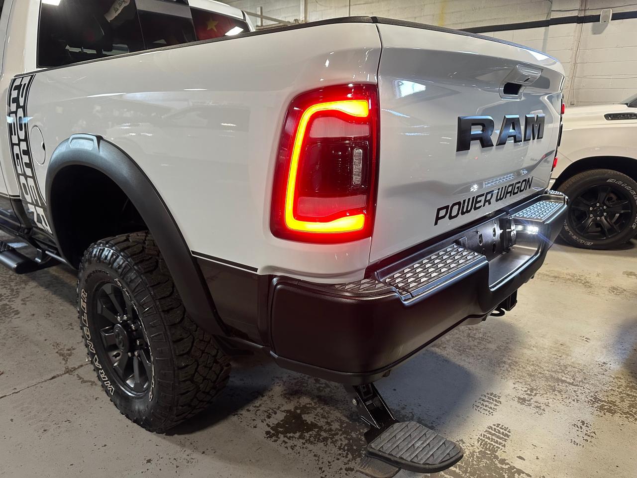 2023 RAM 2500 POWER WAGON CREW CAB 4X4 SUNROOF 6.4FT BOX - Photo #28
