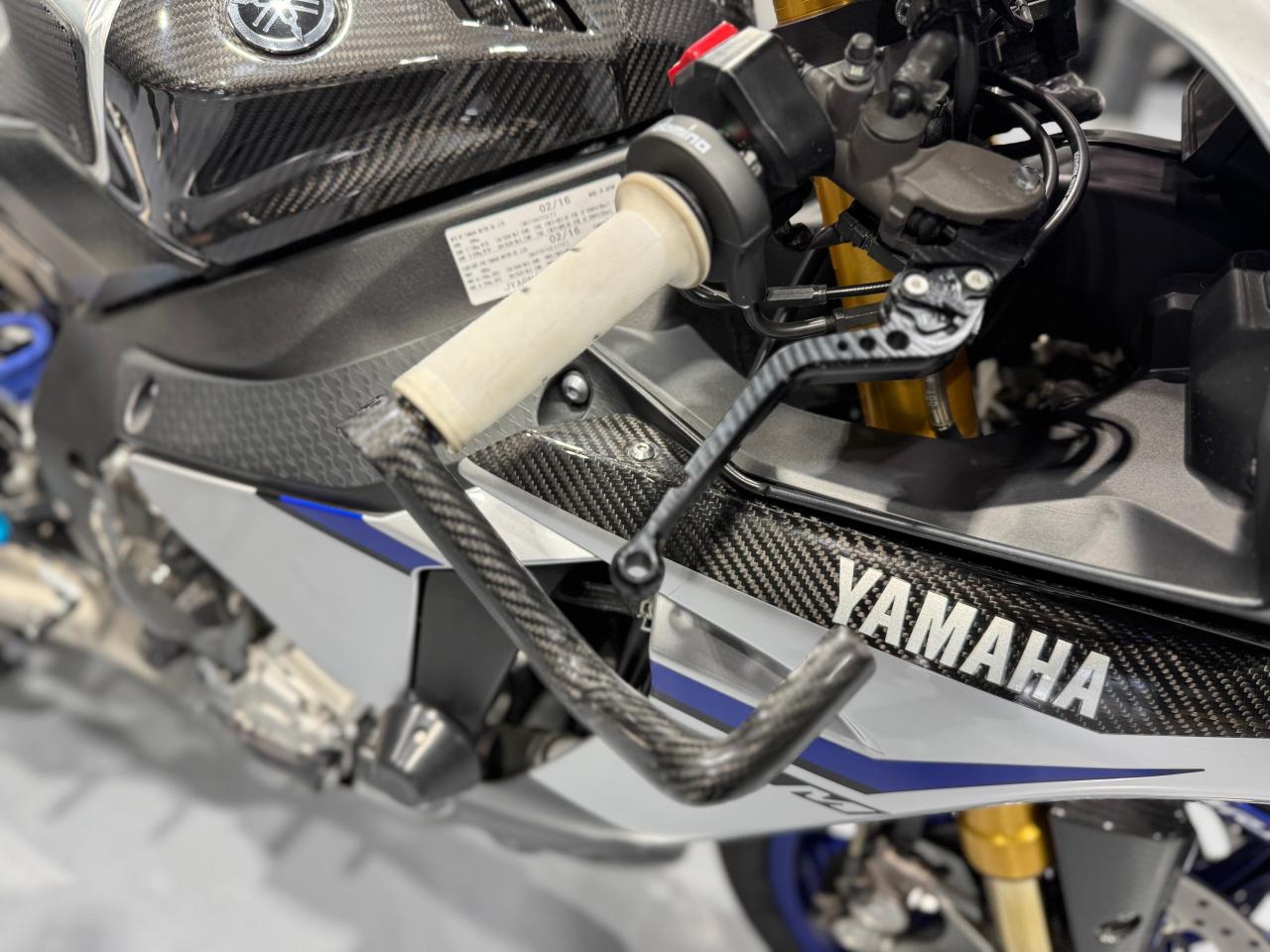 2016 Yamaha YZFR1 R1M - Photo #15