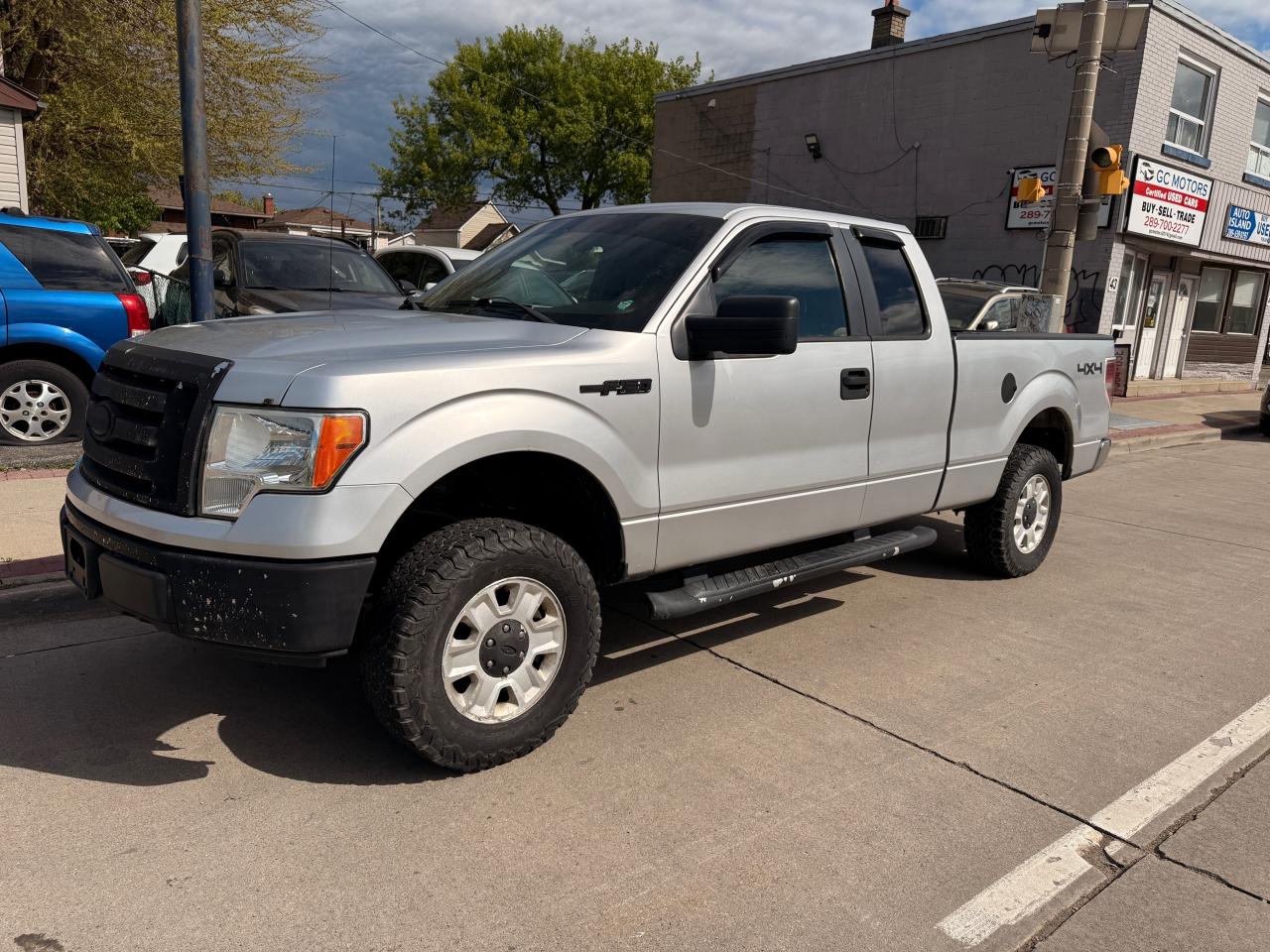 2011 Ford F-150 XLT - Photo #4