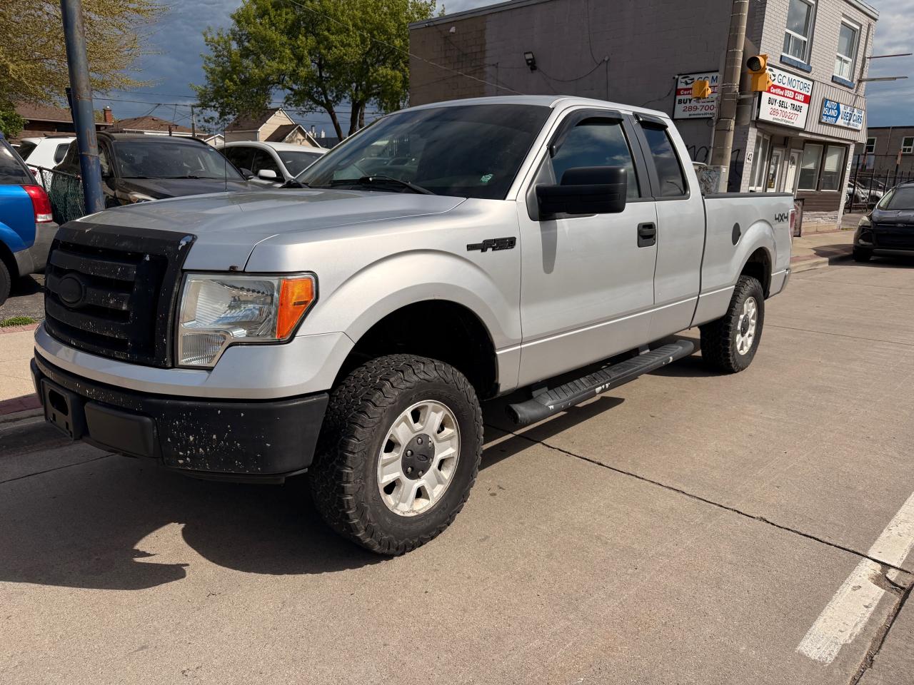 2011 Ford F-150 XLT - Photo #3