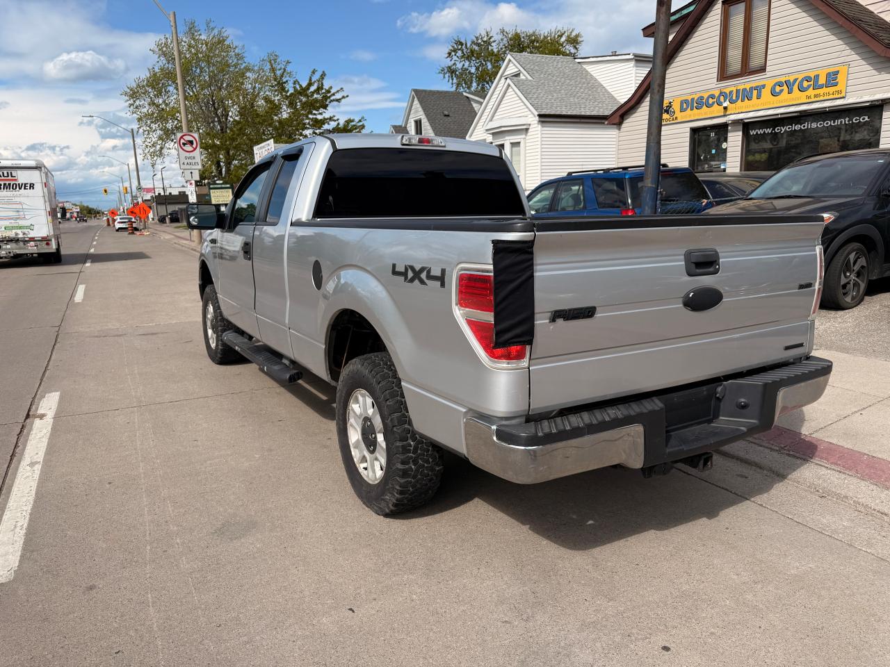 2011 Ford F-150 XLT - Photo #12