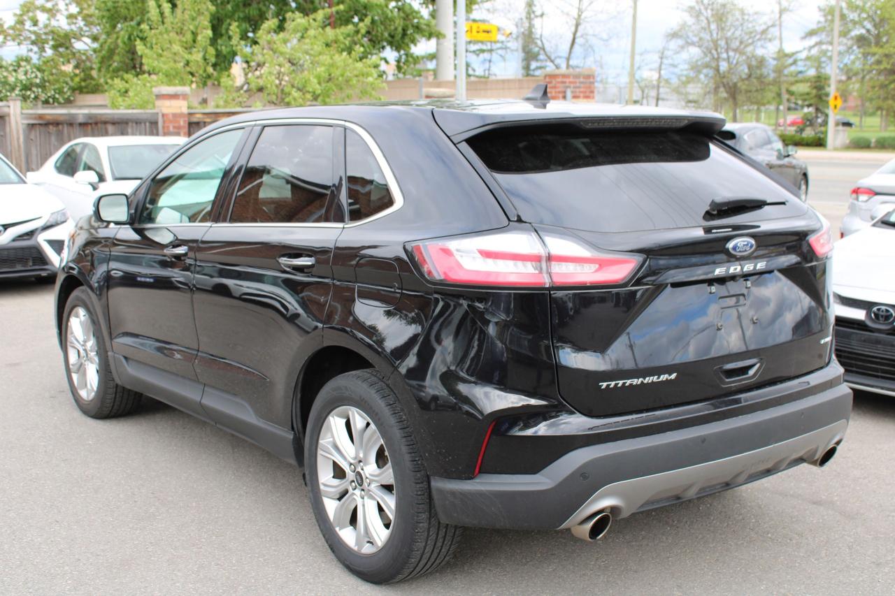 2023 Ford Edge Titanium - Photo #4