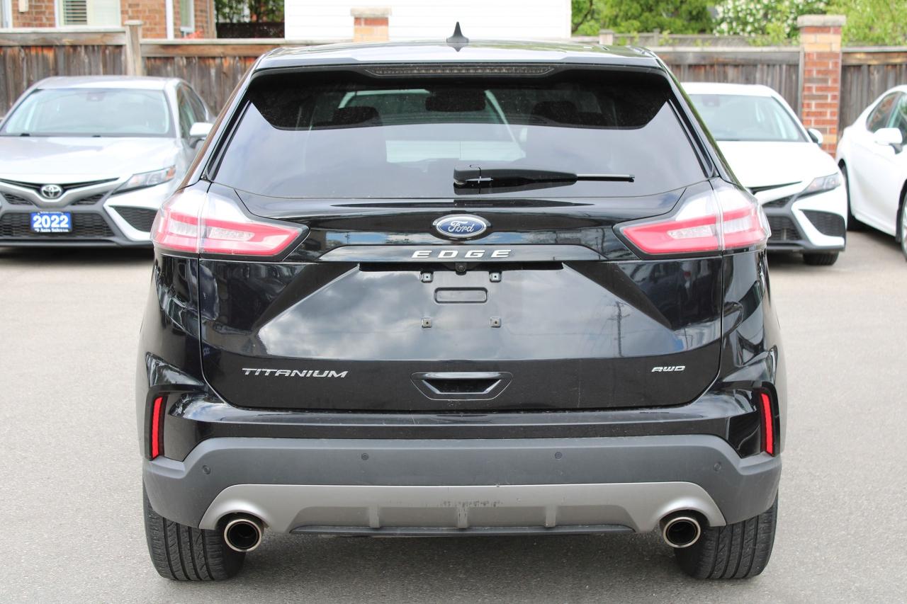 2023 Ford Edge Titanium - Photo #5