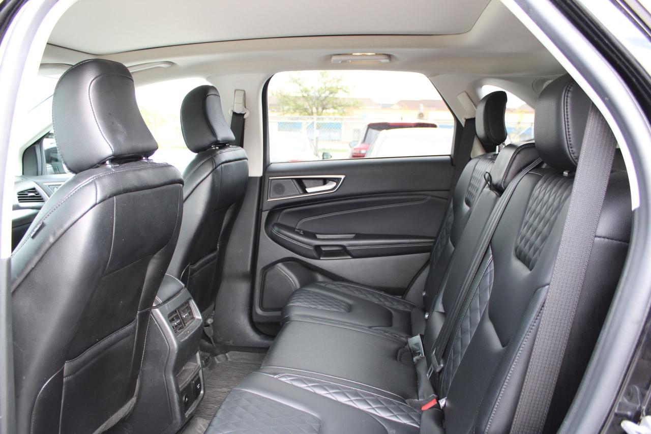 2023 Ford Edge Titanium - Photo #8