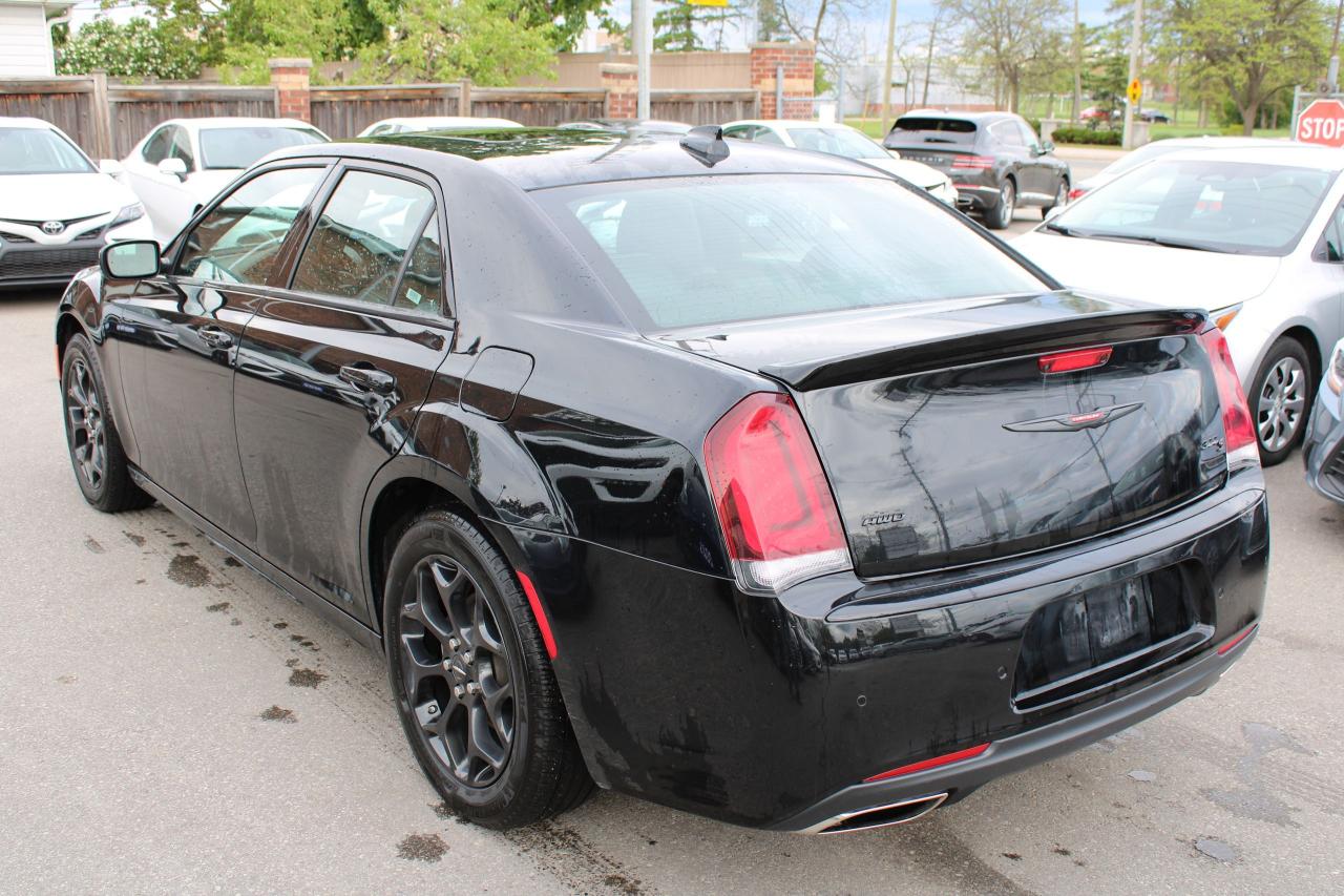 2023 Chrysler 300 300S - Photo #4