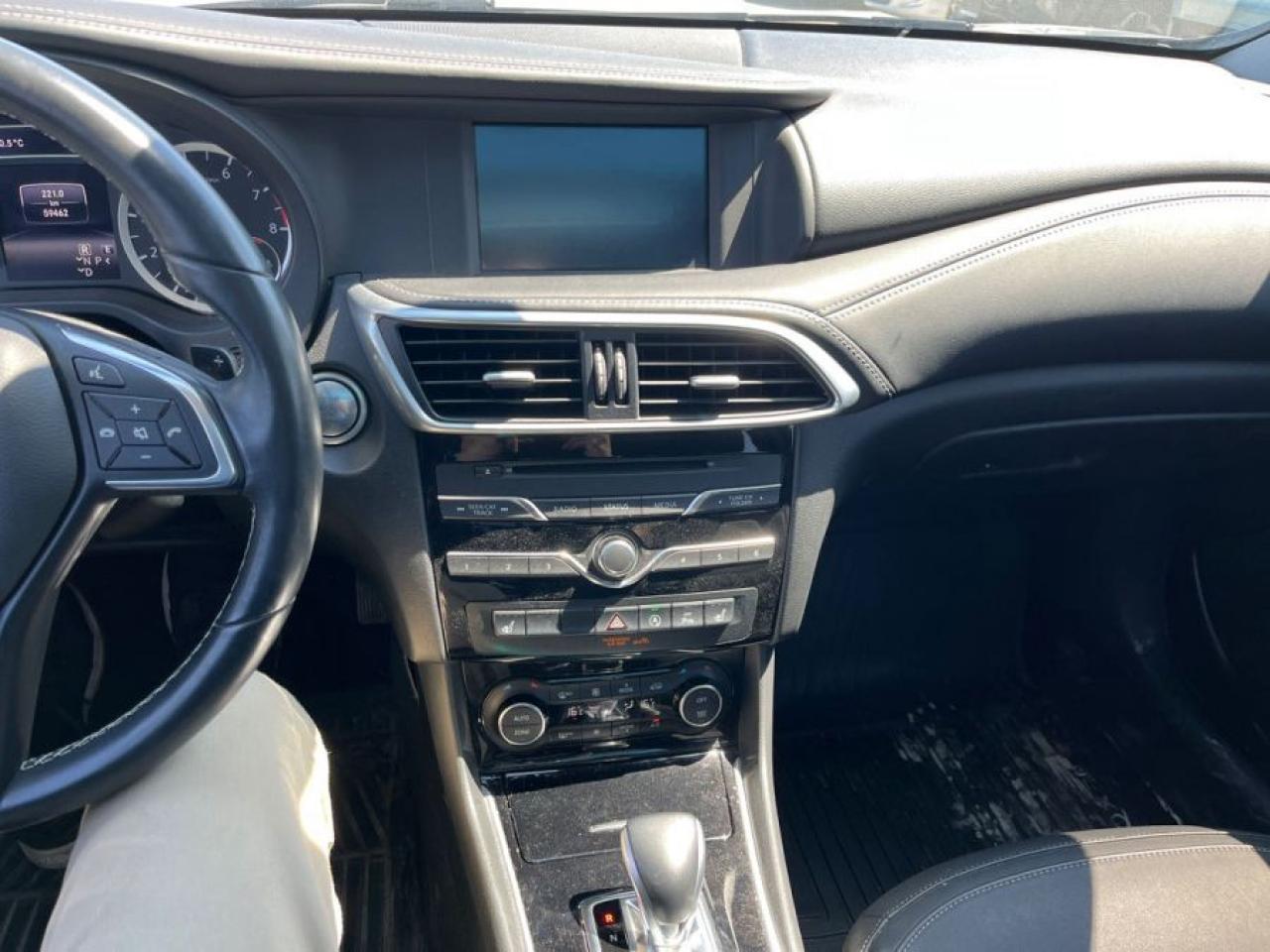 2018 Infiniti QX30 PURE 2.0L AWD/NAVIGATION/COMING SOON!!! - Photo #6