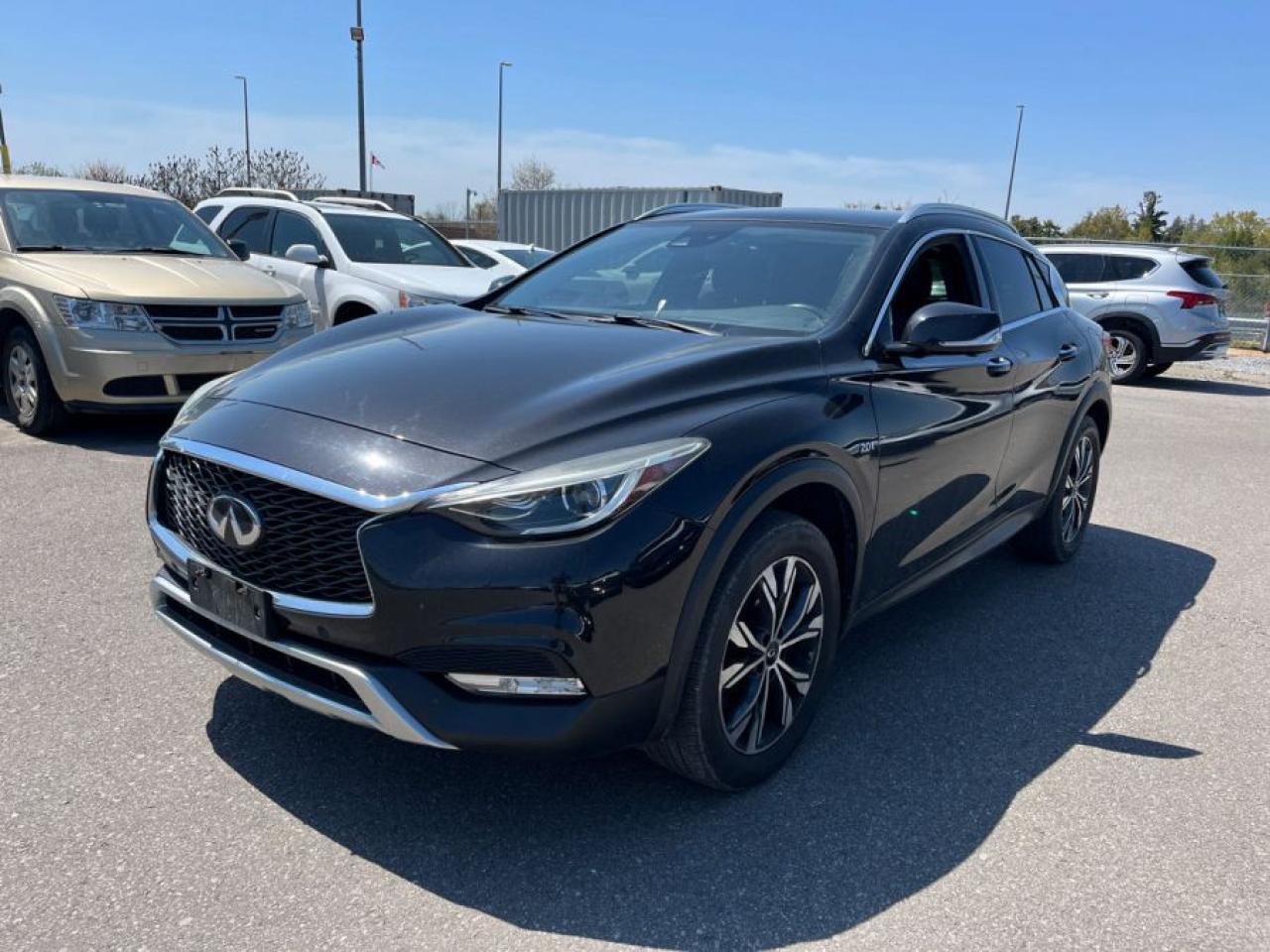 Used 2018 Infiniti QX30 PURE 2.0L AWD/NAVIGATION/SUNROOF/COMING SOON!!! for sale in North York, ON