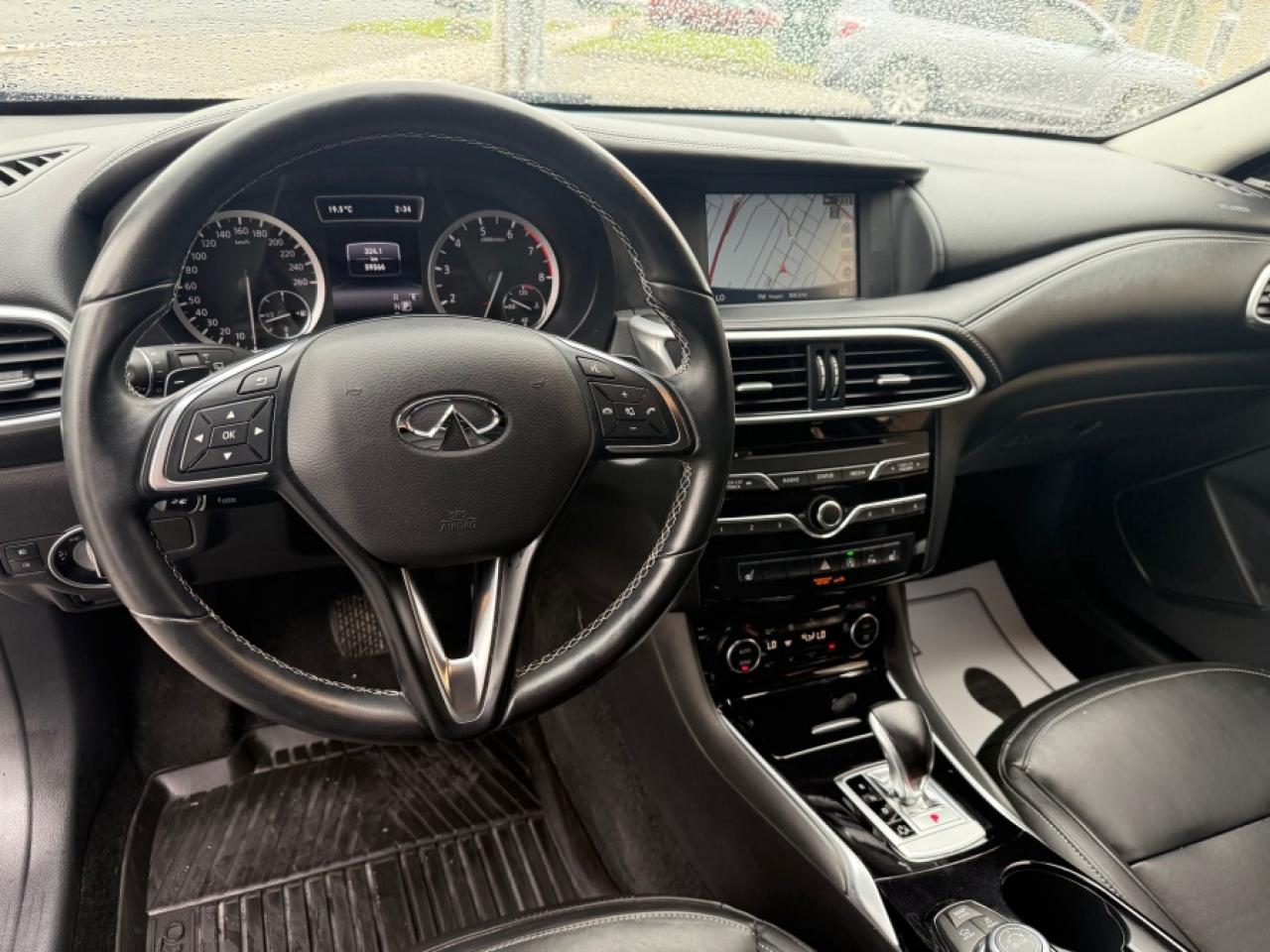 2018 Infiniti QX30 PURE 2.0L AWD/NAVIGATION/LEATHER - Photo #11