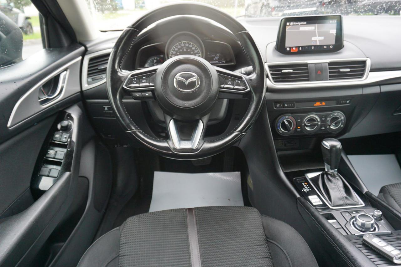 2018 Mazda MAZDA3 TOURING CERTIFIED NAV CAMERA BLUETOOTH HEATED SEATS CRUISE ALLOYS - Photo #9