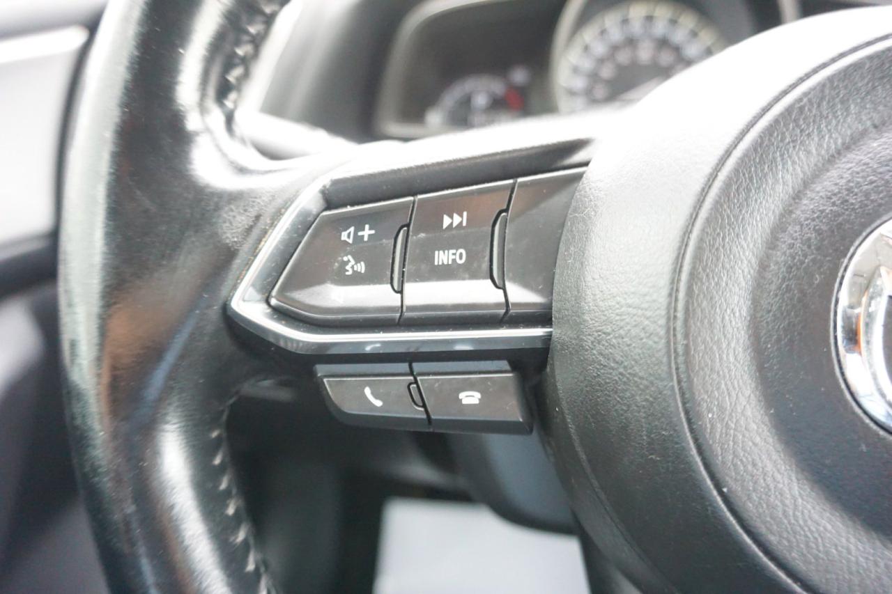 2018 Mazda MAZDA3 TOURING CERTIFIED NAV CAMERA BLUETOOTH HEATED SEATS CRUISE ALLOYS - Photo #28