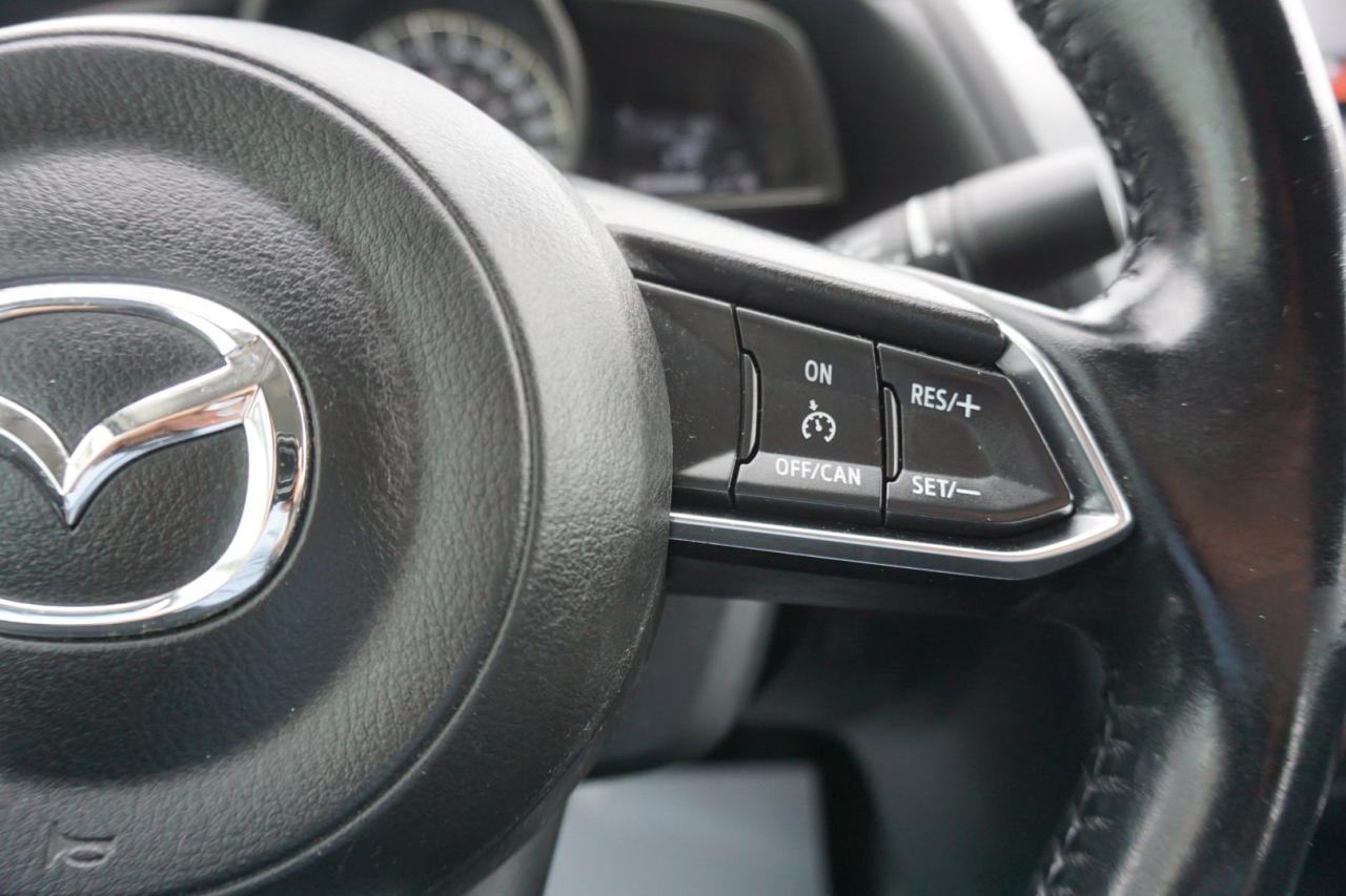 2018 Mazda MAZDA3 TOURING CERTIFIED NAV CAMERA BLUETOOTH HEATED SEATS CRUISE ALLOYS - Photo #29