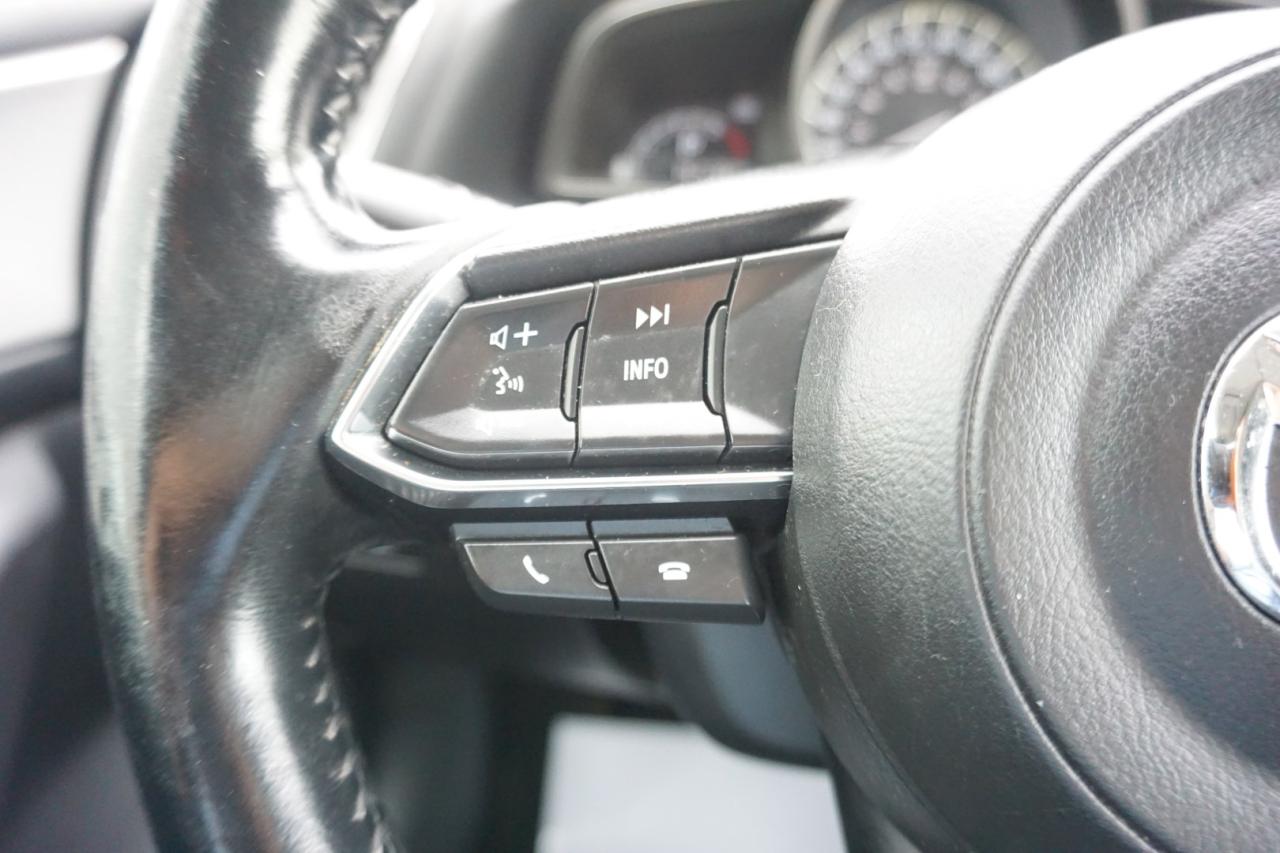 2018 Mazda MAZDA3 TOURING CERTIFIED NAV CAMERA BLUETOOTH HEATED SEATS CRUISE ALLOYS - Photo #28