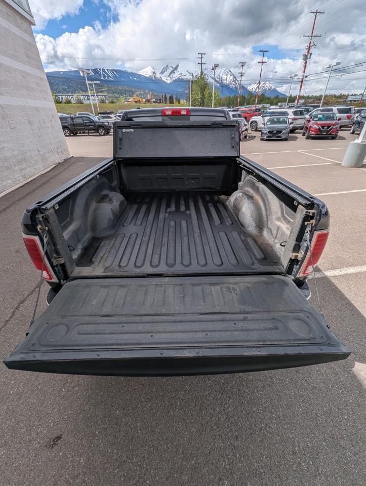2015 RAM 1500 Laramie Photo