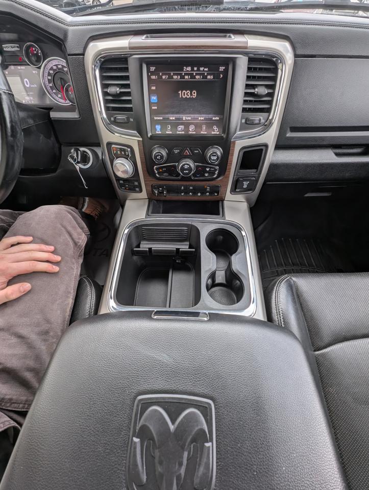 2015 RAM 1500 Laramie Photo
