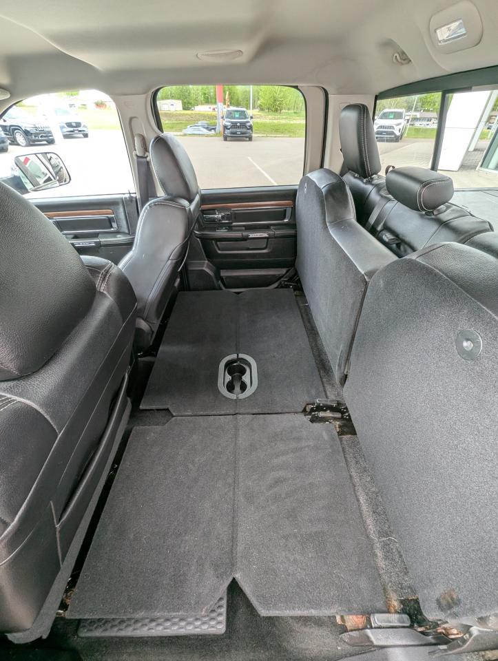 2015 RAM 1500 Laramie Photo