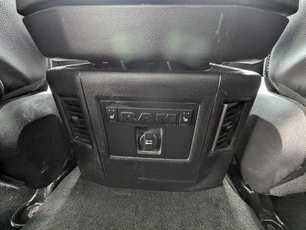 2015 RAM 1500 Laramie Photo