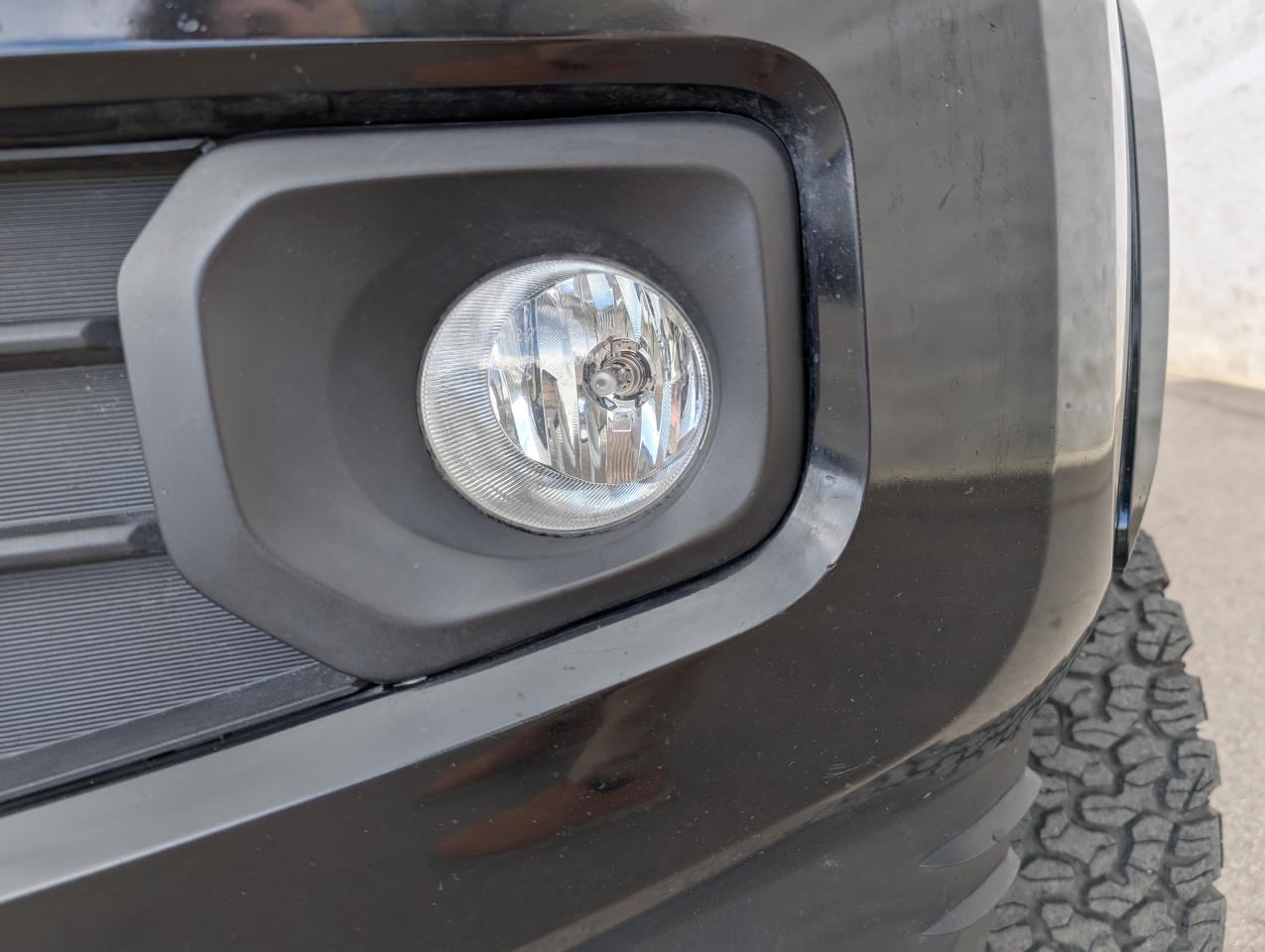 2017 Toyota Tacoma TRD Sport Photo