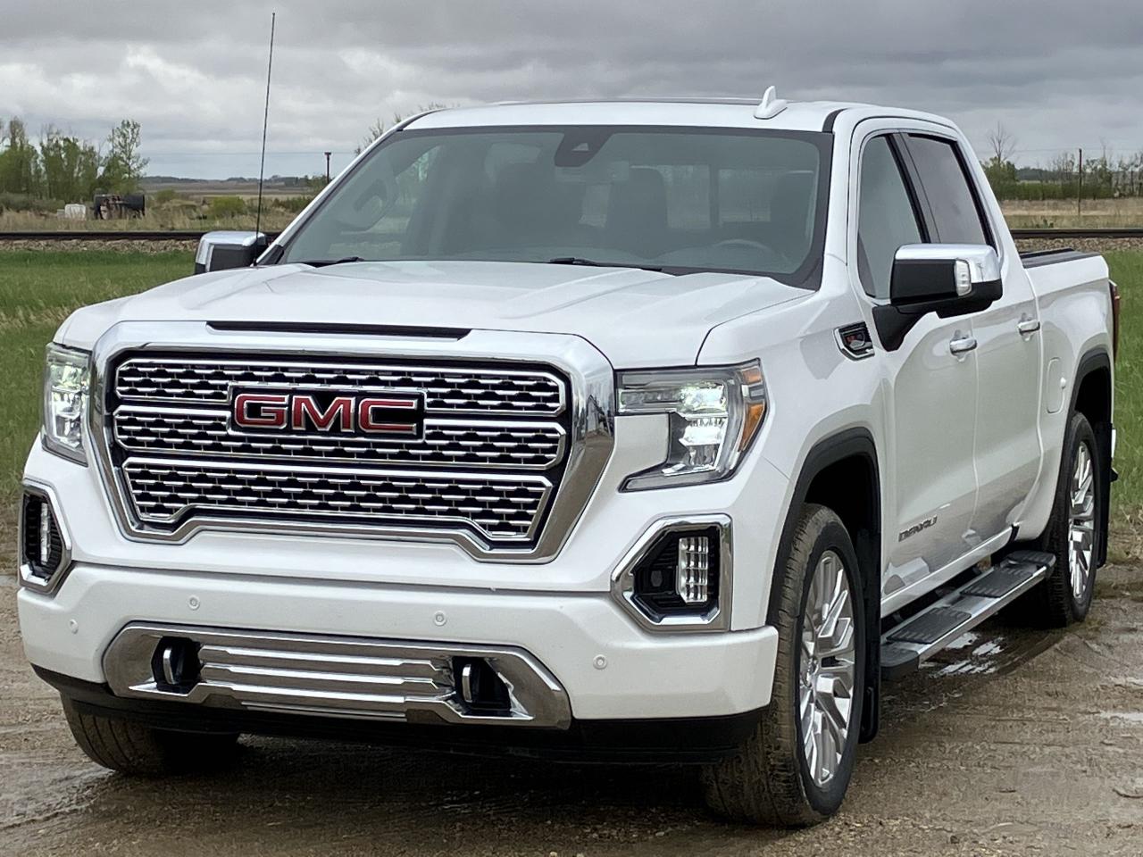 Used 2020 GMC Sierra 1500 Remote Start, Sunroof, Heated/Vented Leather Seats for sale in Kipling, SK